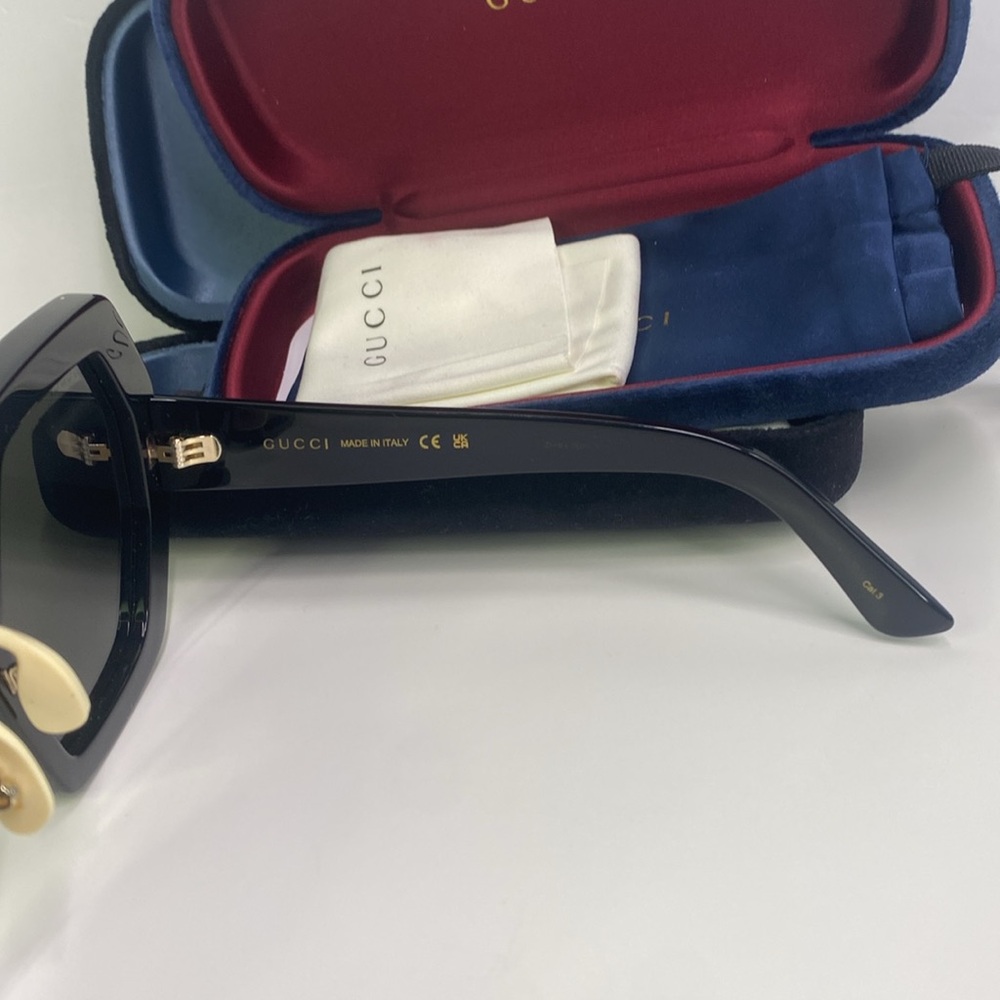 New Authentic Gucci Grey Geometric Ladies Sunglasses GG0772S 004 55. - Picture 10 of 11